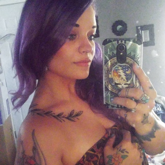 Meet your Posher, Isabell - Picture 1 of 1